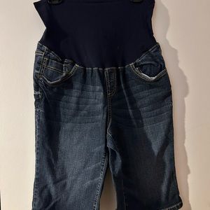Maternity shorts size x-large